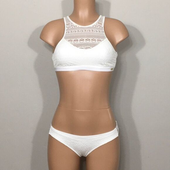 ROXY ivory crochet bikini set. New - Picture 2 of 13